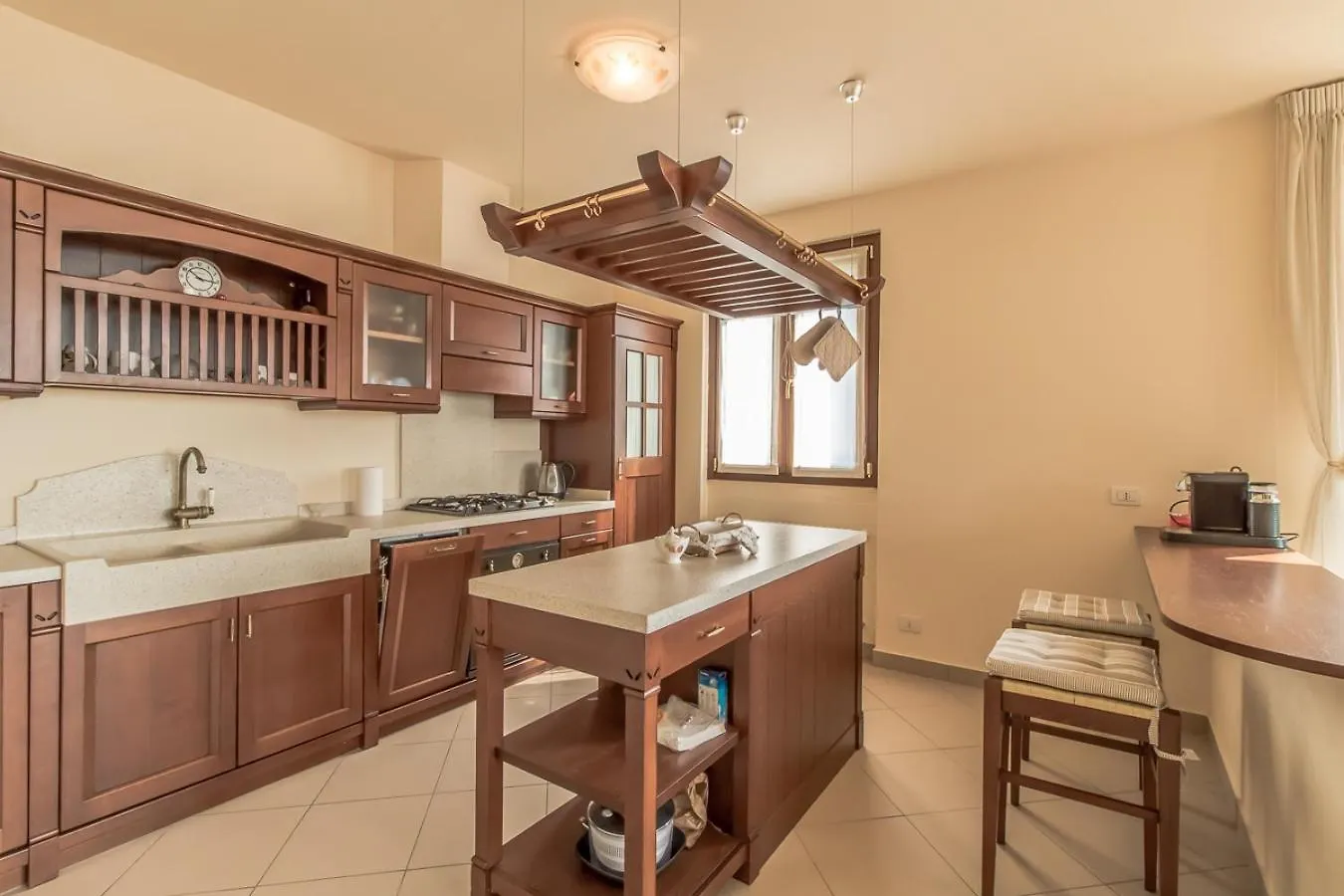 Il Borgo Apartment Μενάτζιο Ιταλία