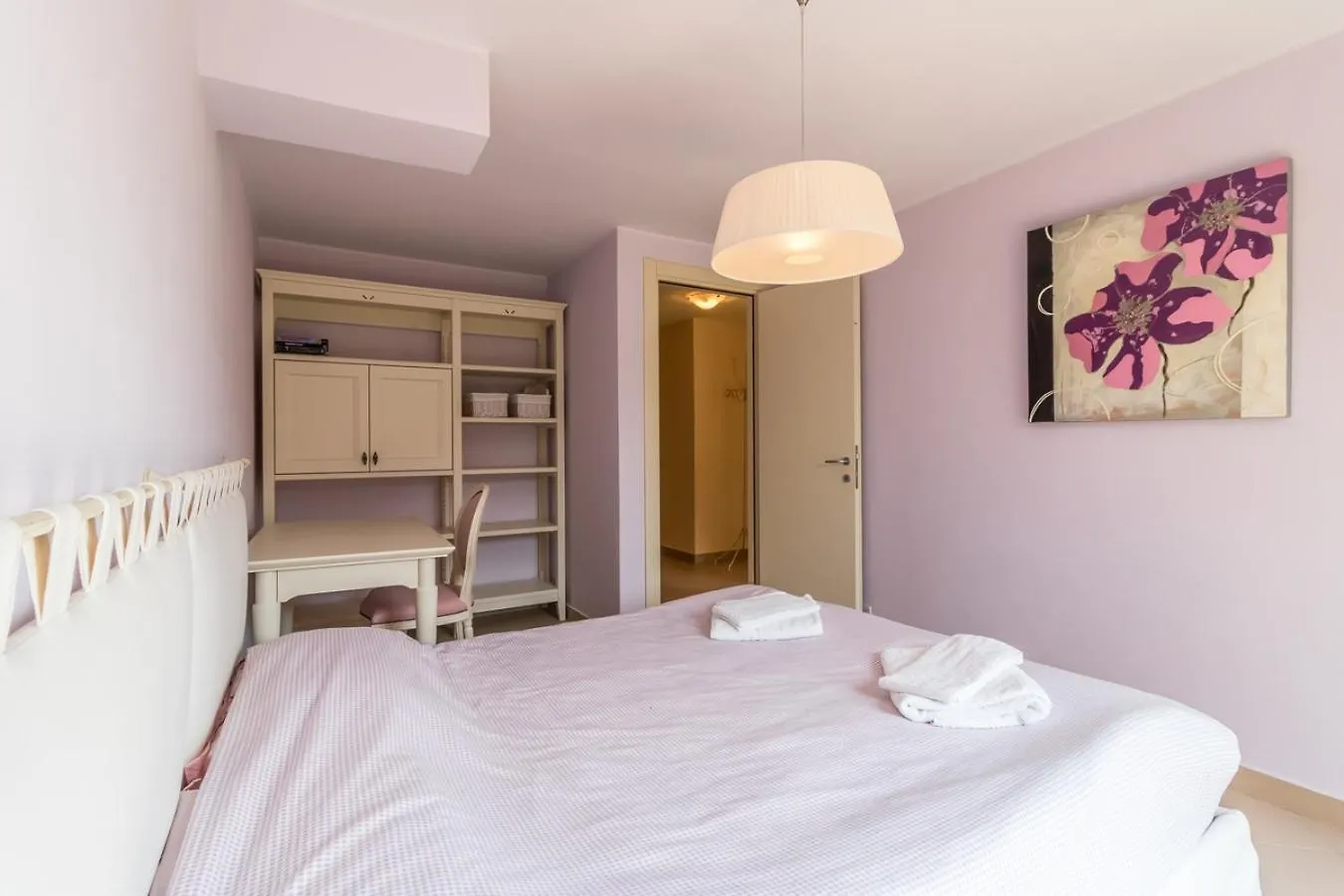 Il Borgo Apartment Μενάτζιο